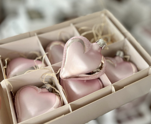 Srdce ružové, biely text Srdce ružové, biely text